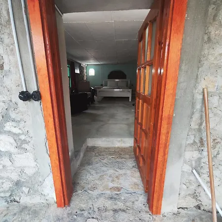 בקתה Togo Iztuzu Stonehouse-1 *